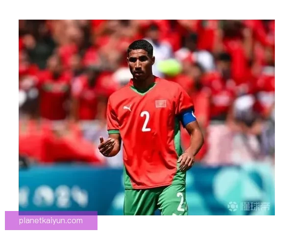 阿什拉夫大腿伤势持续恢复中，状态或将影响接下来的比赛表现