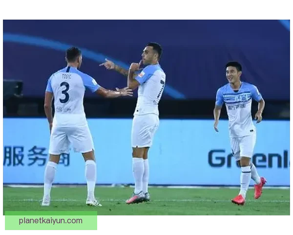 足球替补席深度解析：战术轮换与临场变阵的关键作用成关键